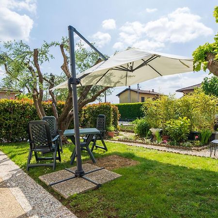 Le Rose Apartman Venegono Superiore Kültér fotó